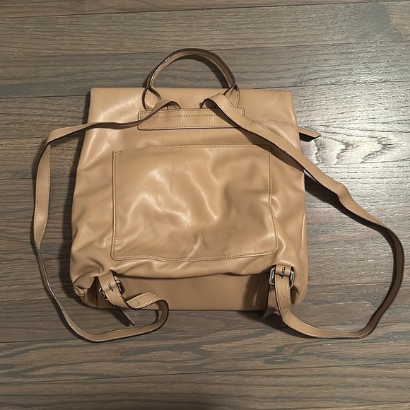 DKNY Beige/Nude Faux Leather Backpack 🎒 - Picture 2 of 3